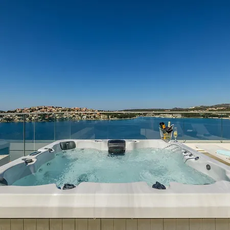 Olive Vista 2, Zatoglav, Rogoznica וילה