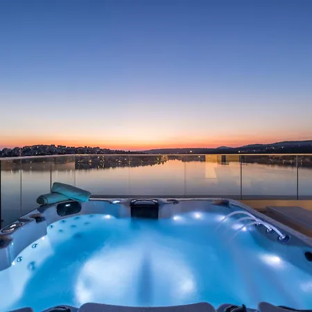 Olive Vista 2, Zatoglav, Rogoznica Podglavica