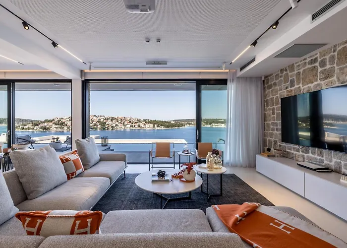 Olive Vista 2, Zatoglav, Rogoznica Podglavica