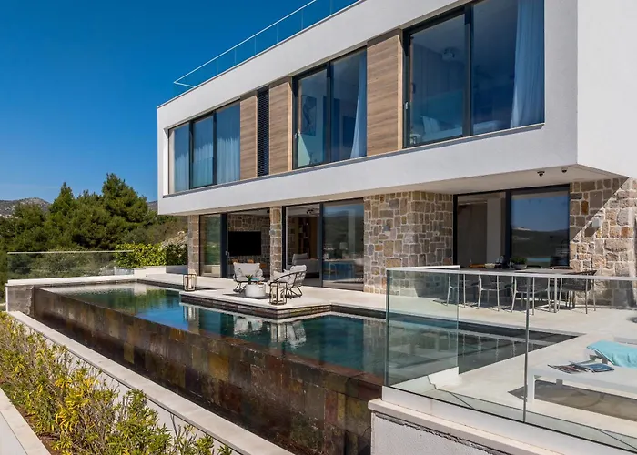 Olive Vista 2, Zatoglav, Rogoznica