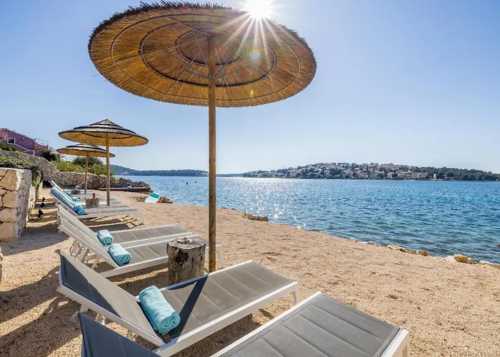 Olive Vista 2, Zatoglav, Rogoznica * Podglavica