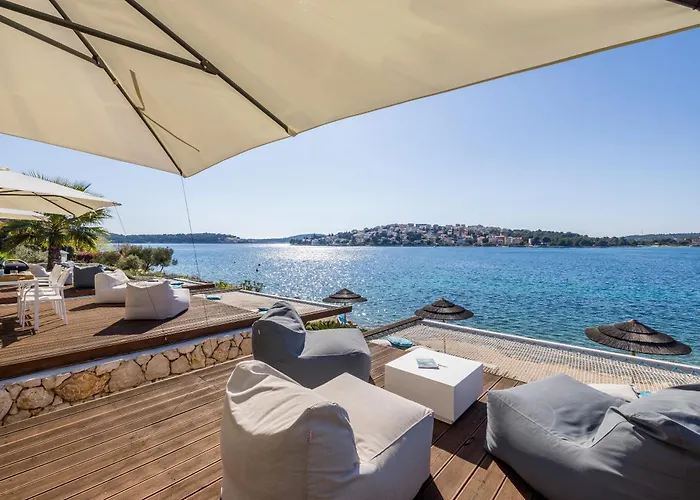 Olive Vista 2, Zatoglav, Rogoznica